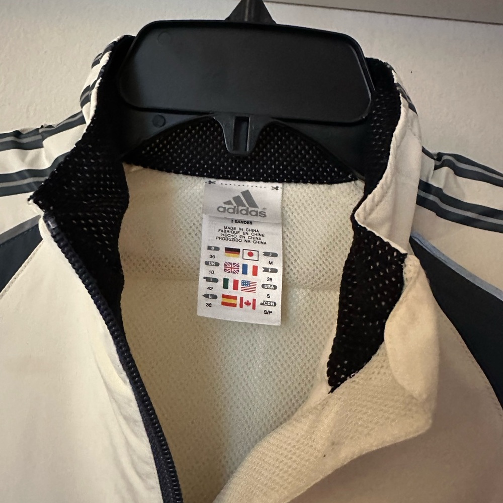 Adidas Jacket Size Small - Picture 5 of 6